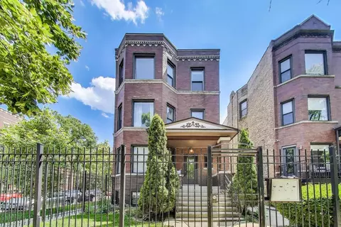 3253 W Palmer St #301, Chicago, IL 60647