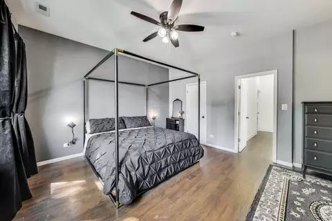 Bedroom - 1512 Clinton Ave, Berwyn, IL 60402 photo 2 of 5