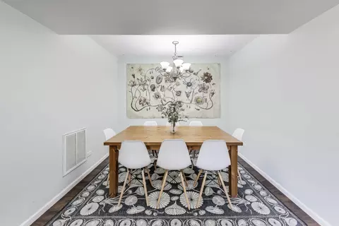 Dining - 1512 Clinton Ave, Berwyn, IL 60402 photo 1 of 1