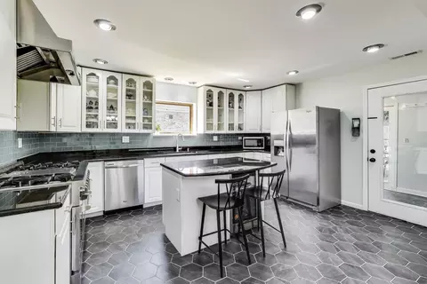 Kitchen - 1512 Clinton Ave, Berwyn, IL 60402 photo 1 of 3