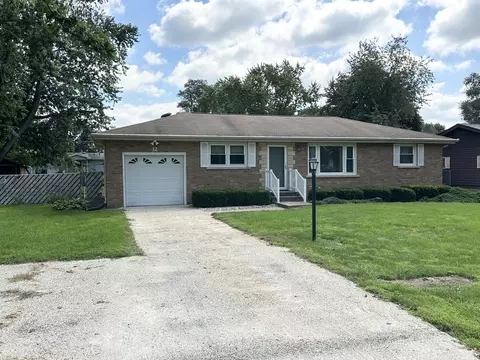 Exterior - 12 Baker St, Kankakee, IL 60901 photo 3 of 7