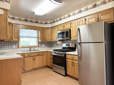 Kitchen - 12 Baker St, Kankakee, IL 60901 photo 1 of 6