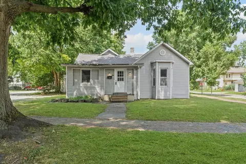 502 W High St, Urbana, IL 61801