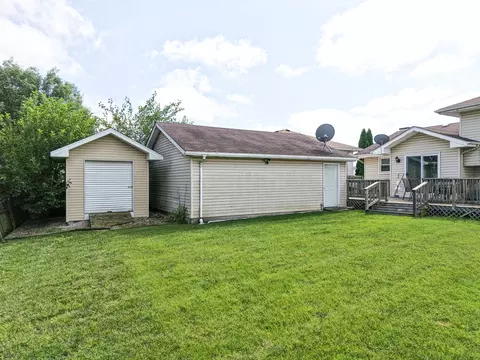 Exterior - 2004 Cumberland Dr, Plainfield, IL 60586 photo 1 of 4