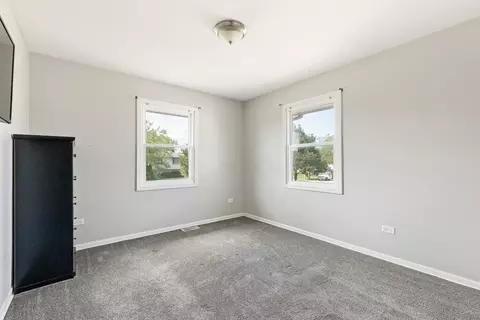Bedroom - 2004 Cumberland Dr, Plainfield, IL 60586 photo 5 of 5
