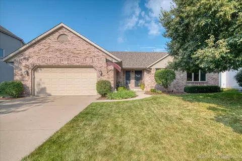 1331 Yorkshire Dr, Sycamore, IL 60178
