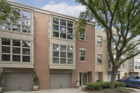 2355 N Wayne Ave, Chicago, IL 60614