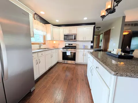 Kitchen - 727 Westmore Rd, Davis, IL 61019 photo 2 of 2