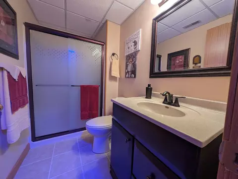 Bath - 727 Westmore Rd, Davis, IL 61019 photo 2 of 2