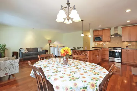 910 S Vista Dr, Algonquin, IL 60102 photo 6