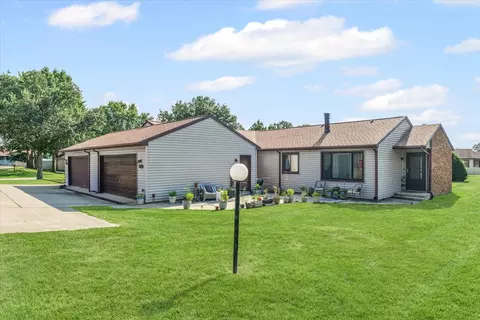 2712 Heritage Dr #2712, Champaign, IL 61822