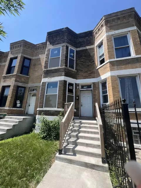 6756 S Lafayette Ave, Chicago, IL 60621