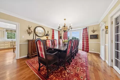 Dining - 6191 S County Line Rd, Burr Ridge, IL 60527 photo 3 of 4