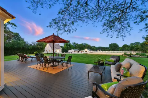 Exterior - 6191 S County Line Rd, Burr Ridge, IL 60527 photo 9 of 12