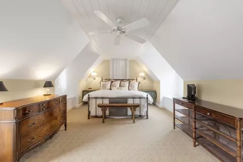 Bedroom - 6191 S County Line Rd, Burr Ridge, IL 60527 photo 2 of 4