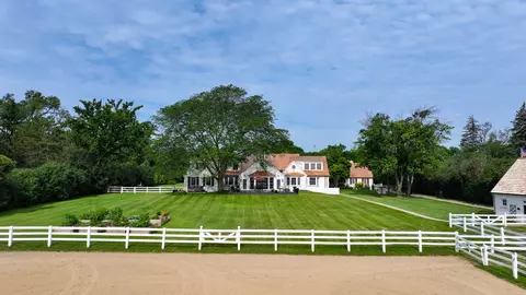 Exterior - 6191 S County Line Rd, Burr Ridge, IL 60527 photo 11 of 12