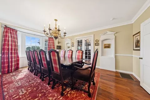 Dining - 6191 S County Line Rd, Burr Ridge, IL 60527 photo 4 of 4