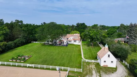 Exterior - 6191 S County Line Rd, Burr Ridge, IL 60527 photo 3 of 12