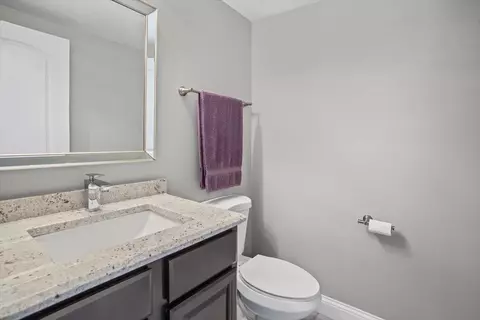 Bath - 1819 Golf View Dr, Bartlett, IL 60103 photo 1 of 3