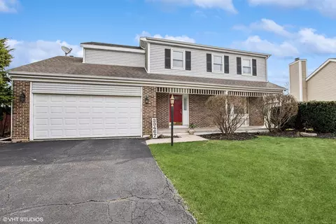 33467 N Gagewood Ln, Grayslake, IL 60030