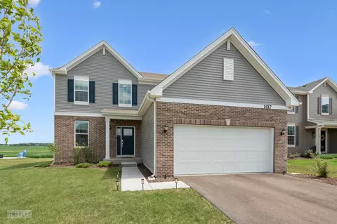 1417 Collins Dr, Elburn, IL 60119