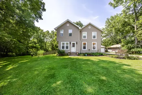 1915 Main St, Spring Grove, IL 60081