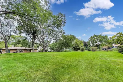 Exterior - 438 High Rd, Cary, IL 60013 photo 8 of 9