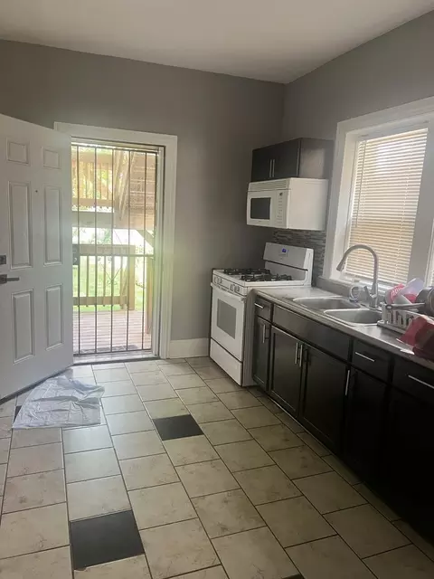Kitchen - 7308 S Constance Ave, Chicago, IL 60649 photo 1 of 1