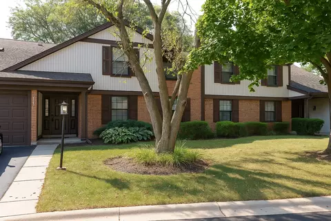 274 Buckingham Ct #D2, Schaumburg, IL 60193