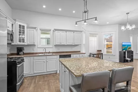 Kitchen - 1409 Pulaski St, Peru, IL 61354 photo 1 of 3