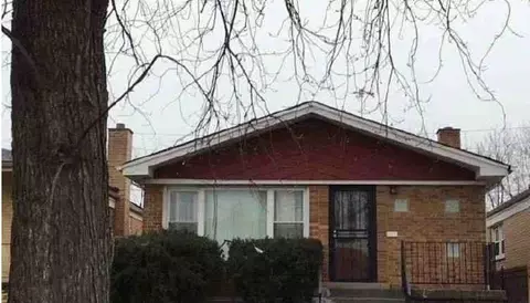 6525 S Bell Ave, Chicago, IL 60636