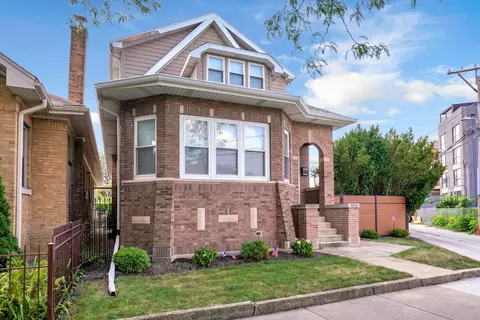 5838 N Sacramento Ave, Chicago, IL 60659