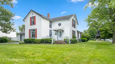 Exterior - 790 W Charles St, Kankakee, IL 60901 photo 2 of 3
