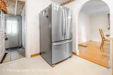 Entry Way - 790 W Charles St, Kankakee, IL 60901 photo 1 of 1