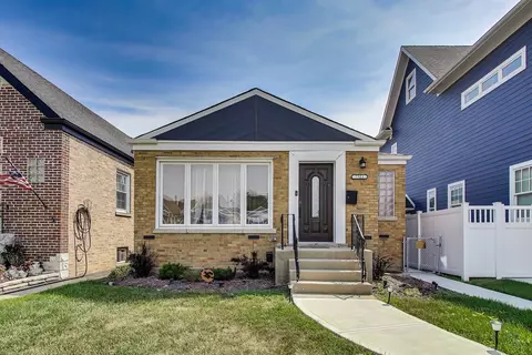 7521 N Olcott Ave, Chicago, IL 60631