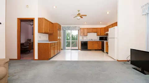 Living - 2717 Arrowhead Dr, Bloomington, IL 61704 photo 2 of 12