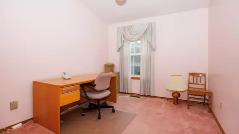 Bedroom - 2717 Arrowhead Dr, Bloomington, IL 61704 photo 1 of 8