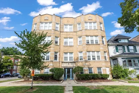 4502 N Sacramento Ave #3, Chicago, IL 60625