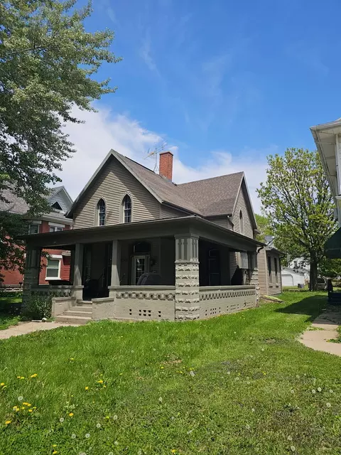 608 2nd Ave, Sterling, IL 61081