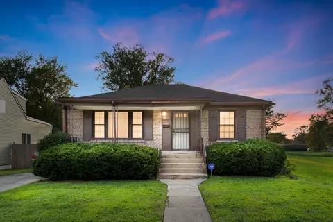 14920 Hoyne Ave S, Harvey, IL 60426