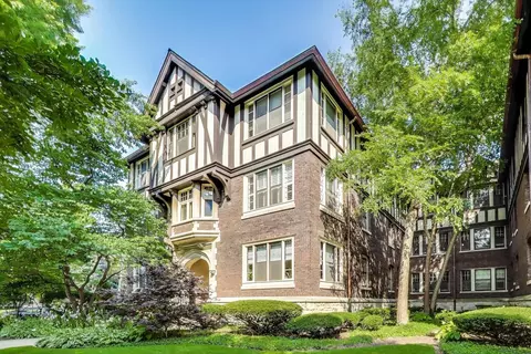 1641 Hinman Ave #3, Evanston, IL 60201