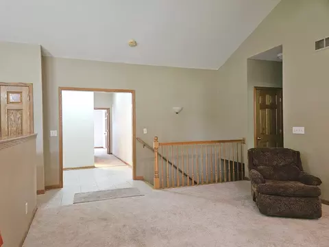 Living - 1670 Overlook Dr, Dixon, IL 61021 photo 4 of 6