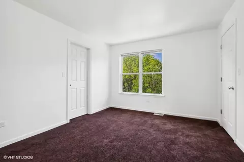 Bedroom - 39 E 89th St, Chicago, IL 60619 photo 1 of 2