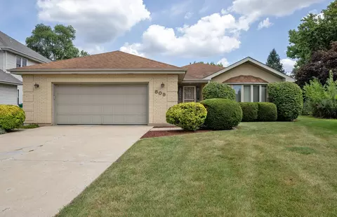 Exterior - 809 Tide Ct, Wheeling, IL 60090 photo 2 of 4