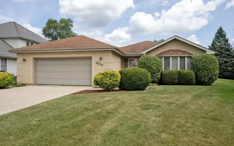 809 Tide Ct, Wheeling, IL 60090