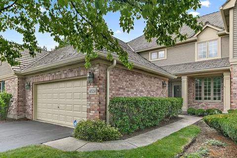 4524 S Seminole Dr, Glenview, IL 60026