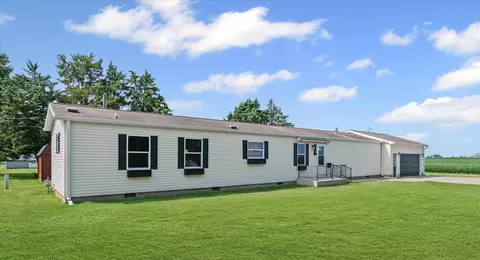 407 W Donald St, Fithian, IL 61844