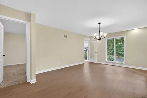 Living - 21265 W East Cuba Rd, Kildeer, IL 60047 photo 4 of 13