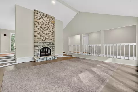Living - 21265 W East Cuba Rd, Kildeer, IL 60047 photo 2 of 13