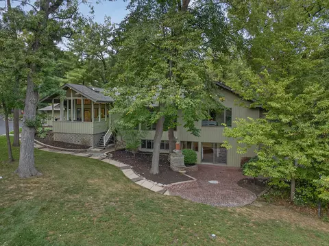 Exterior - 21265 W East Cuba Rd, Kildeer, IL 60047 photo 10 of 32